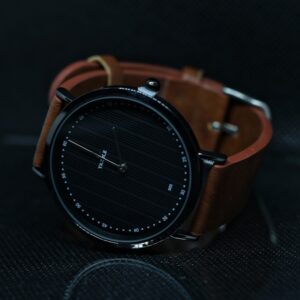 چگونه یک ساعت مچی مردانه ارزان و باکیفیت بخریم؟